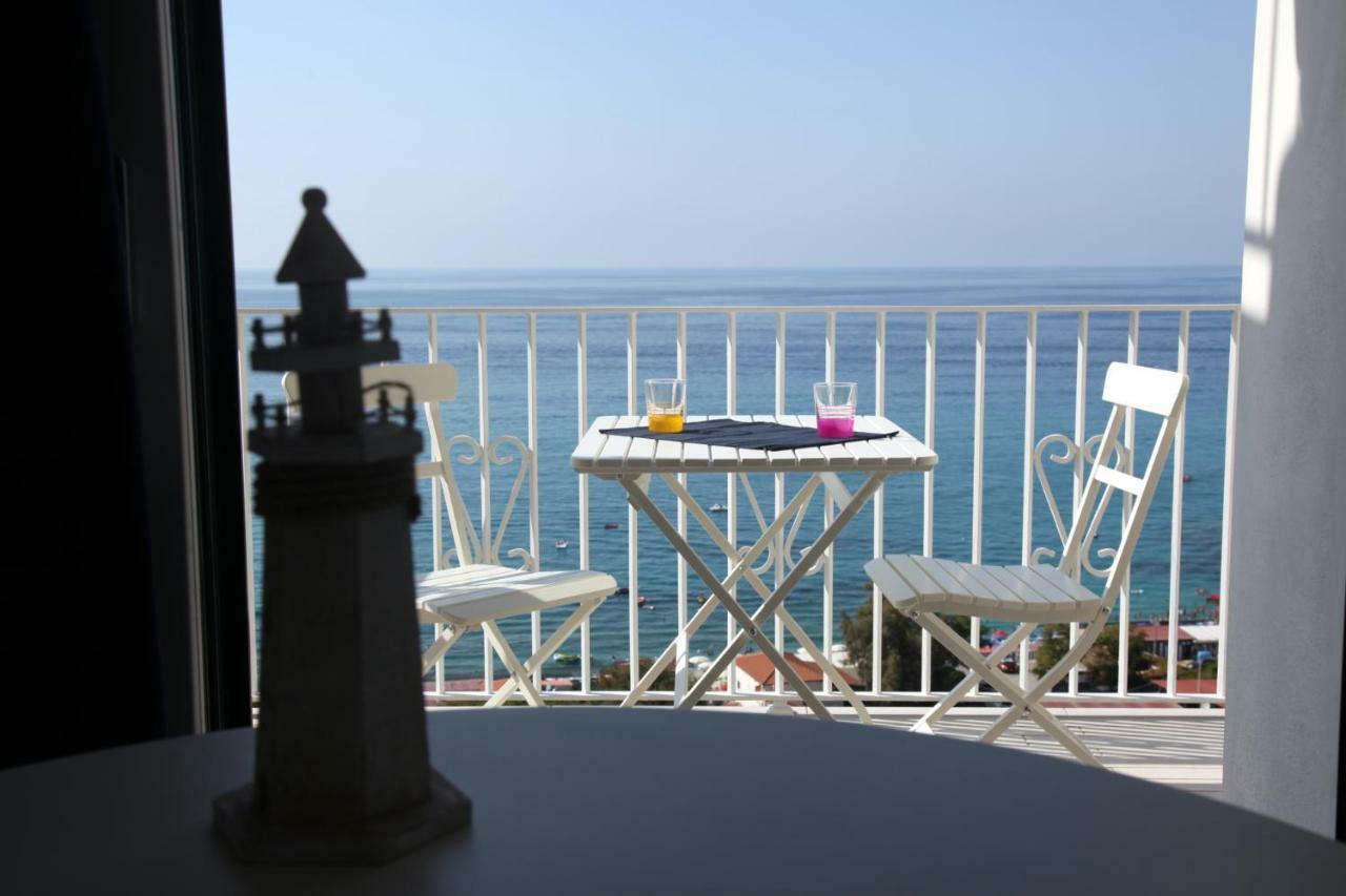 Le Tolde Del Corallone Tropea Eksteriør bilde
